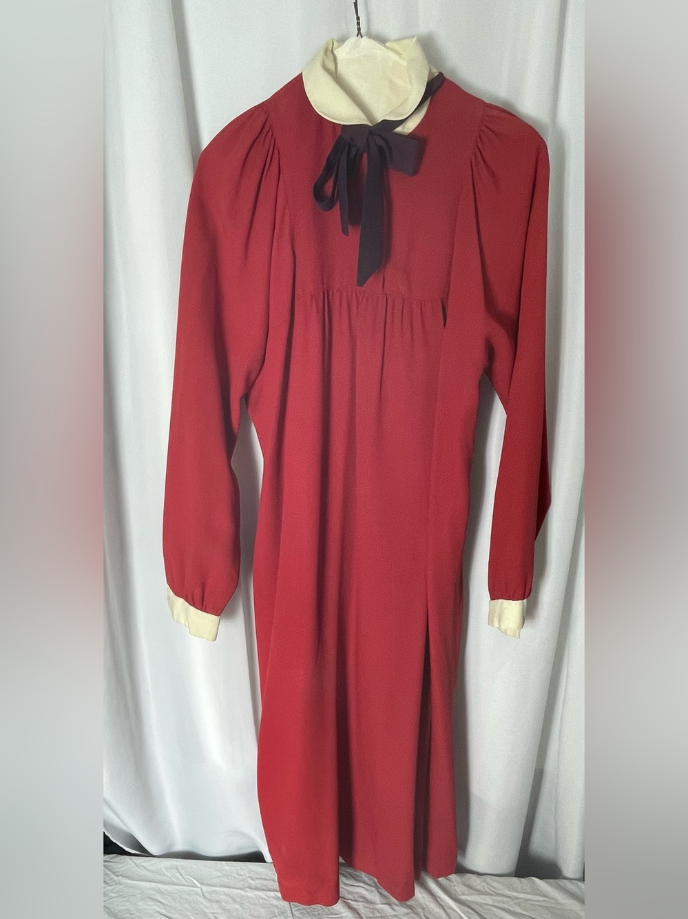 Vintage 1981 Poet’s Chemise - Picture 3 of 6